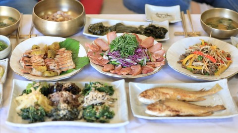 돌담사이로 음식