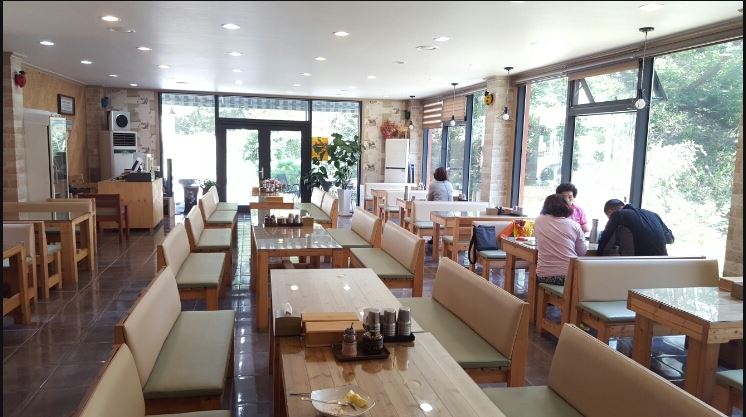 자연과 함께하는 식사